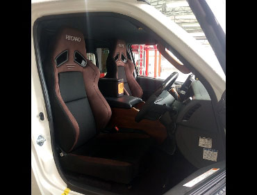 TOYOTA�@�n�C�G�[�X�@6�^�@�i���[�@�f�B�[�[���i2021�N�j�@�Ɂ@�q�d�b�`�q�n�i���J���j�@�r�q-7�e�@�f�t100�@�u���E���@�~���E�@����