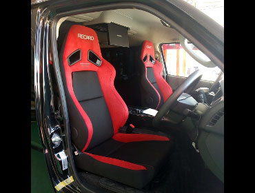 TOYOTA�@�n�C�G�[�X�@7�^�@���C�h�@�K�\�����@�Ɂ@RECARO�i���J���j�@SR-7F�@GU100�@RED�@�~���E�@����
