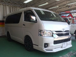 TOYOTA�@�n�C�G�[�X�@200�n�i2022�N�j�@�Ɂ@RECARO�i���J���j�@SR-7F�@GU100�@�u���E���@����