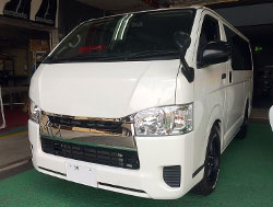 TOYOTA�@�n�C�G�[�X�@TRH200V�@4�^�i2016�N�j�@�Ɂ@RECARO�i���J���j�@SR-7F�@GK100�@BK/SIL�@����