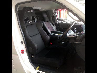 TOYOTA�@�n�C�G�[�X�@5�^�@�f�B�[�[���@�i���[�@�Ɂ@RECARO�i���J���j�@SR-7F�@GU100�@BK�@�A�[�����X�g�t���@����