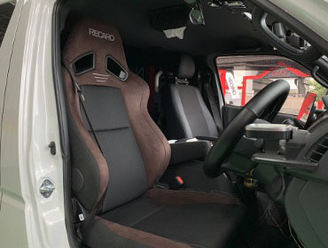 TOYOTA�@�n�C�G�[�X�@KDH200�i2023�N�j�@RECARO�i���J���j�@SR-7F�@GU100�@�u���E���@����