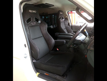 TOYOTA�@�n�C�G�[�X���S���@TRH214�i2022�N�j�@�Ɂ@RECARO�i���J���j�@SR-7F�@GU100�@BK�@�~���E�@����