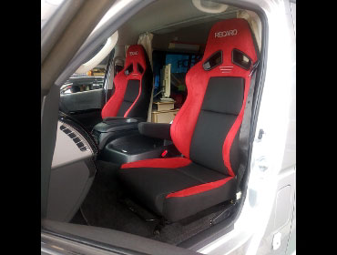 TOYOTA�@�n�C�G�[�X�@3�^�@�Ɂ@RECARO�i���J���j�@SR-7F�@GU100H�@RED�@�V�[�g�q�[�^�[�t���@�~���E�@����