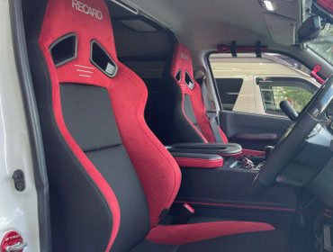 TOYOTA�@���W�A�X�G�[�X�@TRH226K�i2015�N�j�@�Ɂ@RECARO�i���J���j�@SR-7F�@GU100�@RED�@�~���E�@����