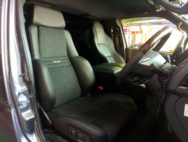 TOYOTA�@�n�C�G�[�X�@6�^�i���[�f�B�[�[���@�Ɂ@RECARO(���J���j�@�I���\�y�hDL220HV�@����