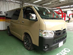 TOYOTA�@�n�C�G�[�X�@8�^�@�X�[�p�[GL�@TRH200�i2024�N�j�@�Ɂ@RECARO�i���J���j�@SR-7F�@GU100�@�u���E���@A/R�^�C�v�@�~���E�@����