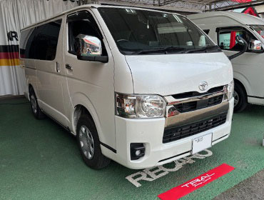 TOYOTA�@�n�C�G�[�X�@7�^�@�i���[�f�B�[�[���i2022�N�j�@�Ɂ@RECARO�i���J���j�@LX-F�@TR�@NN�@�~���E�@����