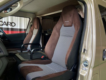 TOYOTA�@�n�C�G�[�X�@7�^���C�h�f�B�[�[���i2023�N�j�@�Ɂ@RECARO�i���J���j�@LX-F�@WU110�@�u���E���@�~���E�@����