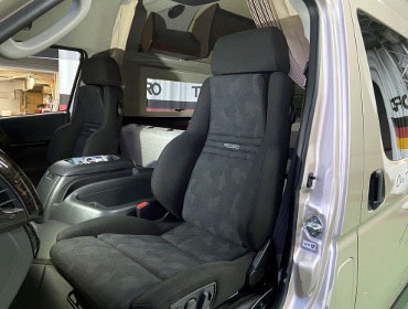 TOYOTA�@�n�C�G�[�X�@7�^���C�h�f�B�[�[���i2024�N�j�@�Ɂ@RECARO�i���J���j�@�I���\�y�hAN220HV�@BK�@�~���E�@����