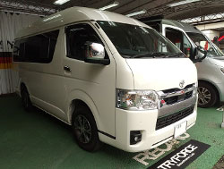 TOYOTA�@�n�C�G�[�X�@3DF-GDH206K�i2024�N�j�@�Ɂ@RECARO�i���J���j�@SR-7F�@GU100H�@BK�@�V�[�g�q�[�^�[�t���@����