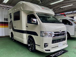 TOYOTA�@�n�C�G�[�X�L�����s���O�@7�^�@�f�B�[�[���i���[�{�f�B�@�Ɂ@RECARO�i���J���j�@SR-C�@UT100H�@BK���U�[�@A/R�^�C�v�@�~���E�@����