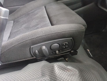 TOYOTA�@�n�C�G�[�XDX�@�t�����g3�l�|���@�f�B�[�[���i���[�{�f�B�i2023�N�j�@�Ɂ@RECARO�i���J���j�@�I���\�y�hAN220HV�@BK�@�~���E�@����