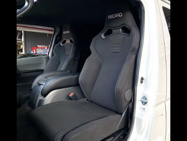TOYOTA�@�n�C�G�[�X�@�X�[�p�[GL�@3DF-GDH206V�i2024�N�j�@�Ɂ@RECARO�i���J���j�@SR-C�@BK100H�@A/R�@BK/BK�@�V�[�g�q�[�^�[�t���@�~���E�@����
