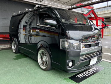 TOYOTA�@�n�C�G�[�X�@5�^�i���[�f�B�[�[���@�Ɂ@RECARO�i���J���j�@SR-C�@BK100�@A/R�@BK/BK�@����