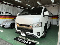TOYOTA�@�n�C�G�[�X�@GDH206V�i2022�N�j�@�Ɂ@RECARO�i���J���j�@SR-C�@BK100�@A/R�@BK/BK�@�~���E�@����