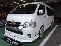 TOYOTA�@�n�C�G�[�X�@7�^�@���C�h�K�\�����i2024�N�j�@�Ɂ@RECARO�i���J���j�@SR-C�@UT100H�@A/R�@RED�@�V�[�g�q�[�^�[�t���@�~���E�@����