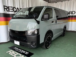 TOYOTA�@�n�C�G�[�X�@8�^�@�i���[�f�B�[�[���i2024�N�j�@�Ɂ@RECARO�i���J���j�@SR-S�@UT100�@BK�@����