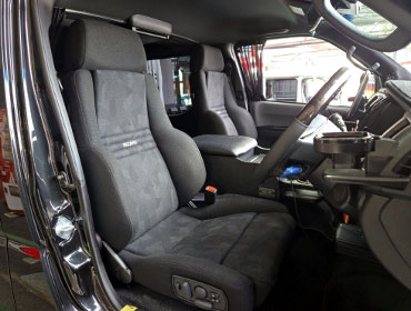 TOYOTA�@�n�C�G�[�X�@7�^�f�B�[�[���i���[�{�f�B�i2024�N�j�@�Ɂ@RECARO�i���J���j�@�I���\�y�hAN220HV�@BK�@�~���E�@����