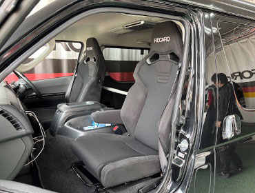 TOYOTA�@�n�C�G�[�X�o�����C�h�S�^�@TRH216K�@�Ɂ@RECARO�i���J���j�@SR-C�@BK100H�@A/R�@BK/BK�@�V�[�g�q�[�^�[�t���@�~���E�@����