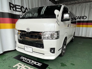 TOYOTA�@�n�C�G�[�X�@3DF-GDH206V�i2024�N�j�@�Ɂ@RECARO�i���J���j�@SR-C�@UT100�@A/R�@BK�@�A�[�����X�g�t���@����