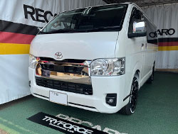 TTOYOTA�@�n�C�G�[�X�@S-GL�i2025�N�j�@�Ɂ@RECARO�i���J���j�@SR-C�@BK100H�@BK/RED�@�V�[�g�q�[�^�[�t���@����