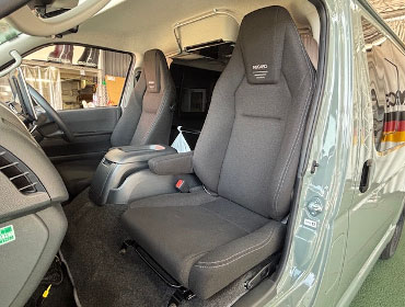 TOYOTA�@�n�C�G�[�X�@3DF-GDH206V�i2025�N�j�@�Ɂ@RECARO�i���J���j�@LX-F�@TR�@NN�@�V�[�g�q�[�^�[�t���@�A�[�����X�g�t���@�~���E�@����