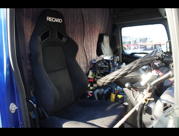 HINO�@�g���N�^�[�w�b�h�@�v���t�B�A�@SH1EDD�@�Ɂ@RECARO�i���J���j�@SR-7F�@KK100�@BK�@����