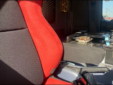 ����@�����W���[�v���@�Ɂ@RECARO�i���J���j�@SR-7F�@GU100�@RED�@�A�[�����X�g�t���@����