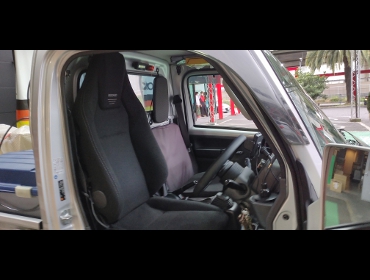 SUZUKI�@�L�����B�g���b�N�@DA16T�i2014�N�j�@�Ɂ@RECARO�i���J���j�@LX-F�@TR�@NN�@BK�@����