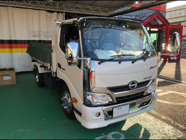 HINO�@�f���g���@�_���v�i2019�N�j�@�Ɂ@RECARO�i���J���j�@LX-F�@WU110�@BK�@�A�[�����X�g�t���@����