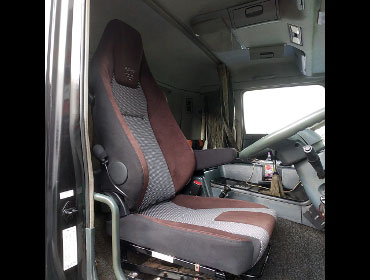 MITSUBISHI�@�ӂ����@�X�[�p�[�O���[�g�@KL-FP�i2014�N�j�@�Ɂ@RECARO�i���J���j�@LX-F�@WU110�@�u���E���@����