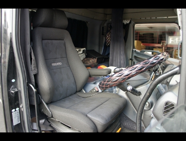 RECARO�i���J���V�[�g�j�@HINO�@�O�����h�v���t�B�A��RECARO�i���J���j�@�G���S���hMV�@BK�@����