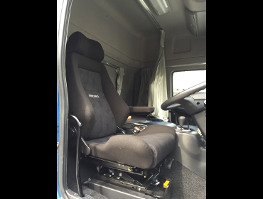 ����@�v���t�B�A��RECARO�i���J���j�@�G���S���hD�@�V�[�g�q�[�^�[�t���@����