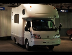 RECARO�i���J���V�[�g�j�@MAZDA�@�{���S�x�[�X�@�L�����s���O�J�[�i�A�~�e�B�[�j��RECARO�i���J���j�@�G���S���hD�@BK�@����