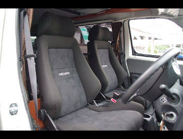 RECARO�i���J���V�[�g�j�@TOYOTA�@�^�E���G�[�X�@�L�����s���O�Ƀ��J���@�G���S���hD�@�O���C�@�~2�r�@����