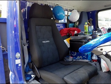 RECARO�i���J���V�[�g�j�@�O�H�ӂ����@�L�����^�[�@FE82�Ƀ��J���@�G���S���hMV�@BK�@����