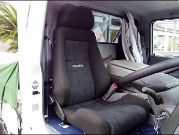 RECARO�i���J���V�[�g�j�@ISUZU�@�G���t�i���[�@NJR85A�Ƀ��J���@�G���S���hD�@BK�@�A�[�����X�g�t���@����