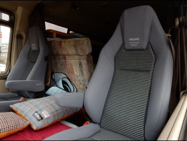 TOYOTA�@�R�[�X�^�[�@�L�����s���O�d�l�Ɂ@RECARO�i���J���jLX-F�@IN110�@�O���C�@A/R�@�~2�r�@����