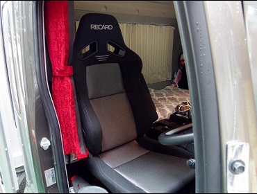 ����@�����W���[�@�Ɂ@RECARO�i���J���j�@SR-7F�@GK100�@BK/SIL�@A/R�i�A�[�����X�g�t���j�@����
