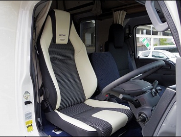 ISUZU�@�G���t�@�i���[�Ɂ@RECARO�i���J���j�@LX-F�@IL110H�@���@����