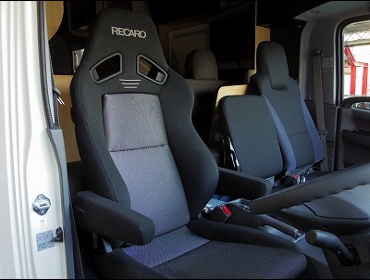 ISUZU�@�r�[�J���@NNR-85AN�@�L�����s���O�J�[�@�Ɂ@RECARO�i���J���j�@SR-7F�@GK100�@BK/SIL�@�V�[�g�q�[�^�[�t���@�A�[�����X�g���E�@����