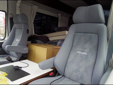 RECARO�i���J���V�[�g�j�@NINO�@���G�b�Z�U�@60M�@�Ɂ@���J���@�G���S���hMV�@�V�[�g�q�[�^�[�t���@�O���C�@�A�[�����X�g�t���@�~2�r�@����