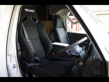 MAZDA�@�{���S�@�L�����s���O�@�Ɂ@RECARO�i���J���j�@SR-7F�@KK100�@BK�@�A�[�����X�g�t���@����