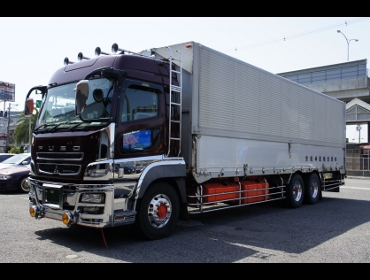 MITSUBISHI�@FUSO�@�X�[�p�[�O���[�g�@�Ɂ@RECARO�i���J���j�V�[�g����