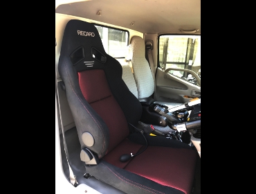 RECARO�i���J���V�[�g�j�@TOYOTA�@�_�C�i�@1.5t�@RZY230�@2002�N�@�Ɂ@RECARO�i���J���j�@SR-7F�@GK100�@BK/RED�@�A�[�����X�g�t���@����