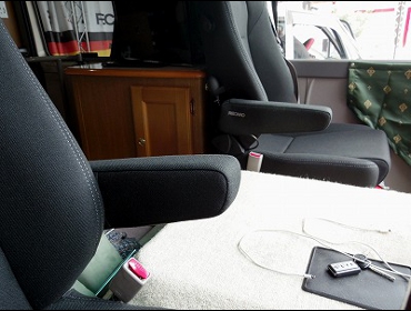 TOYOTA�@�R�[�X�^�[�i2005�N�j�@�Ɂ@RECARO�i���J���X�@LX-F�@TR�@NN�@BK�@�~���E�@����