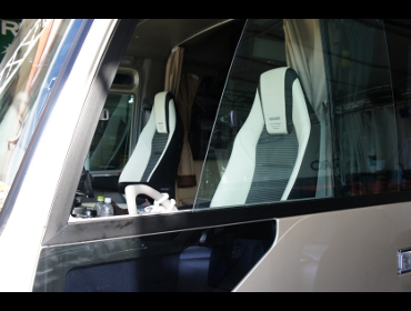 TOYOTA�@�R�[�X�^�[�@XZB46�@2017�N�@�Ɂ@RECARO�i���J���j�@LX-F�@IL110H�@���@���r�A�[�����X�g�@�i�L���v�e���V�[�g�j�@�~2�r�@����