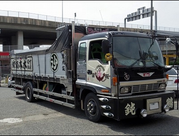 ISUZU�@�t�H���[�h�i2001�N�j�@�Ɂ@RECARO�i���J���j�V�[�g����