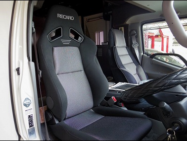 TOYOTA�@�J�����[�h�i2018�N�j�@�Ɂ@RECARO�i���J���j�@SR-7F�@GK100�@BK/SIL�@�A�[�����X�g�t���@����